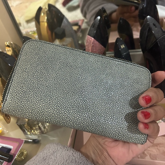 Miu Miu Pebbled Gray Leather Women's Full size Zip Around Wallet!! - Picture 6 of 9